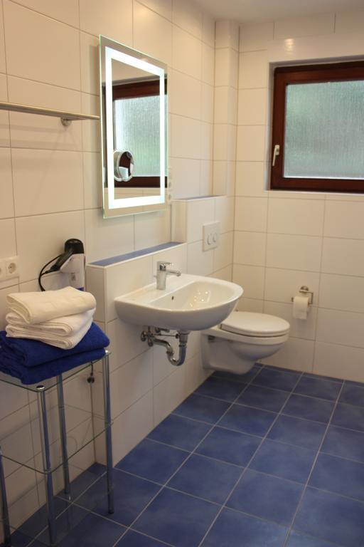 Gaestehaus Burgberg, Weinhaus Fries Kattenes Quarto foto